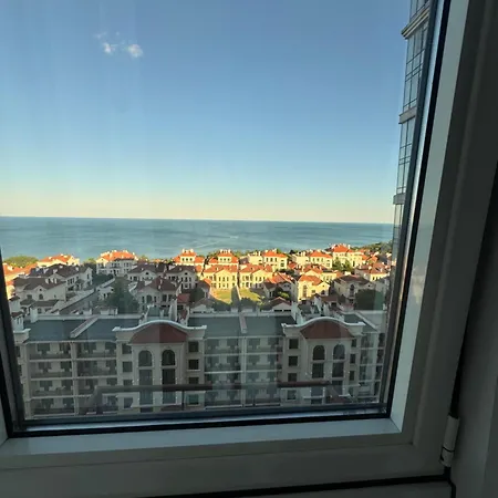 Beautiful With A Sea View Apartment Odesa